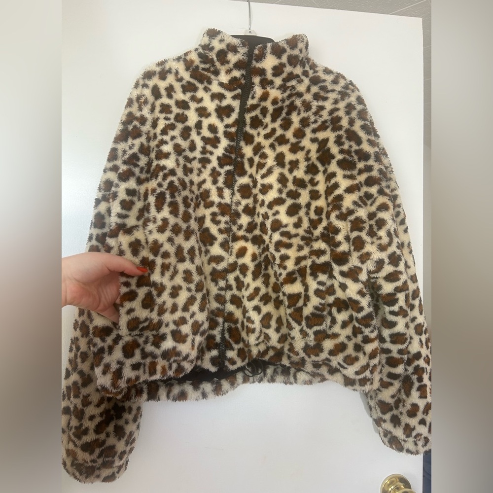 LA MIEL Leopard Print Jacket
